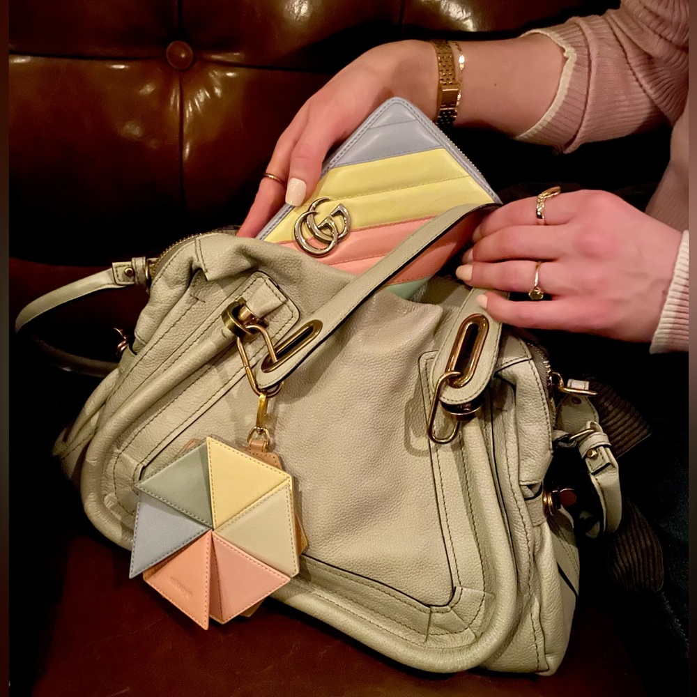 Don't see it? 👀We'll Source it! 👜Let us help you find your dream bag!